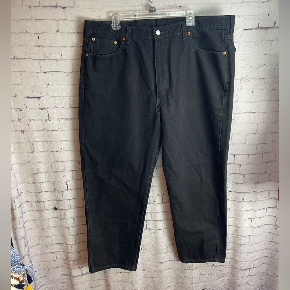 Levi’s 550 black Jean pants size 44 relaxed fit tapered leg
